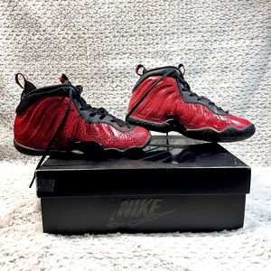 Nike AF1 Cracked Lava